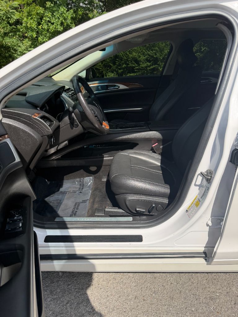 2014 Lincoln MKZ - $5,000