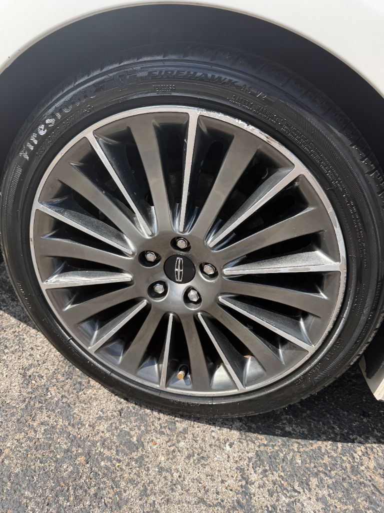 2014 Lincoln MKZ - $5,000