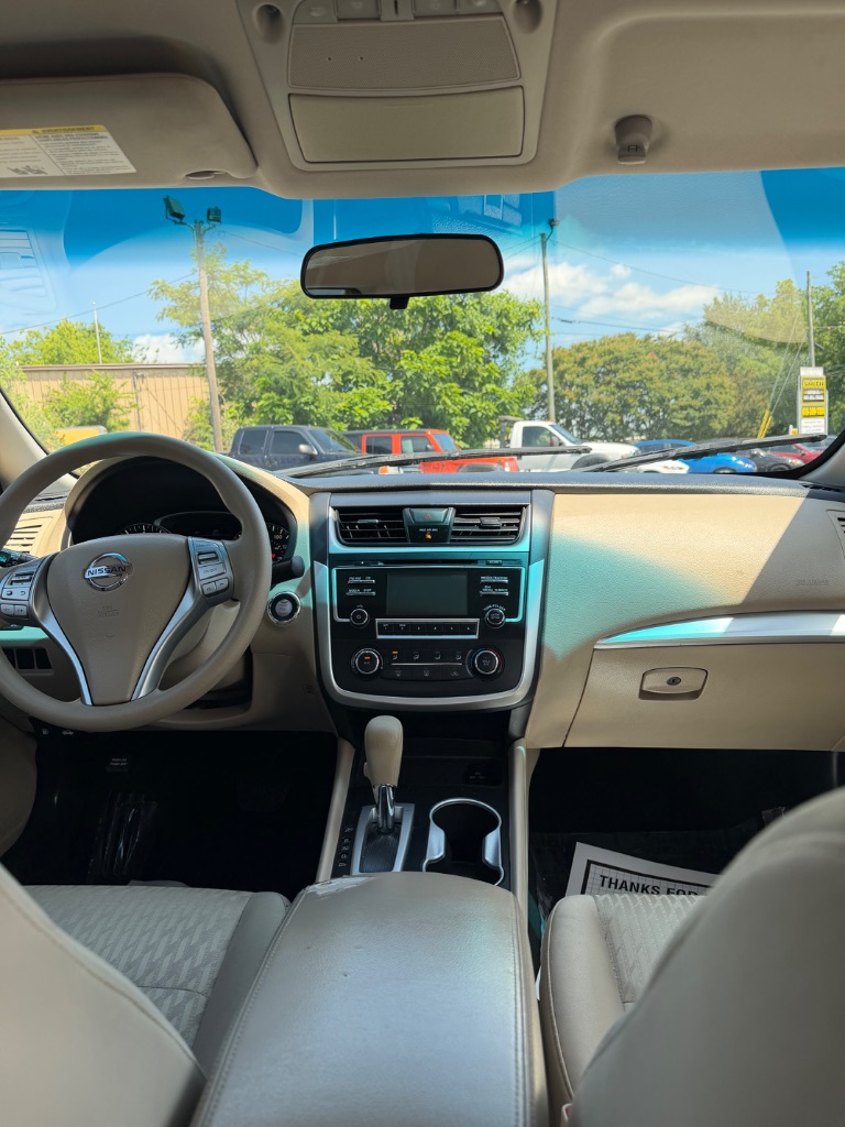 2017 Nissan Altima - $8,887