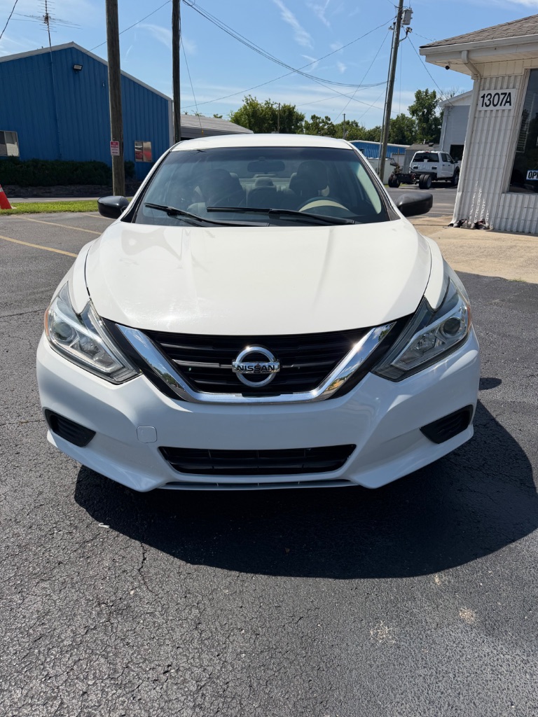 2017 Nissan Altima - $8,887