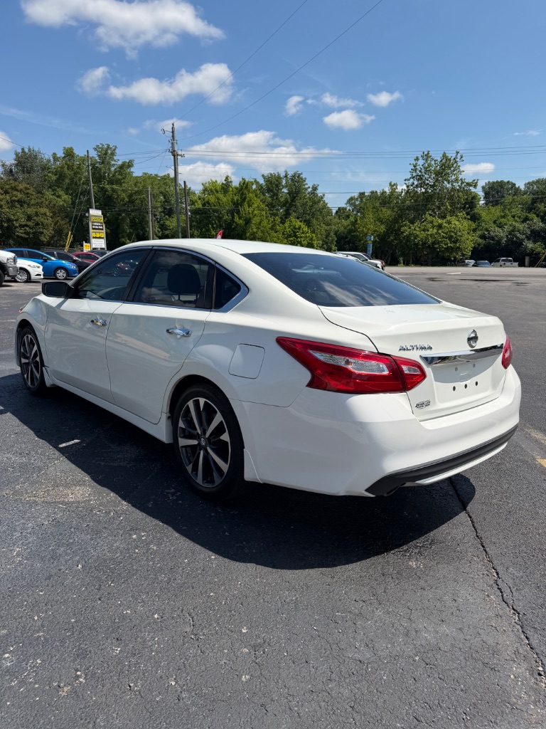 2017 Nissan Altima - $8,887