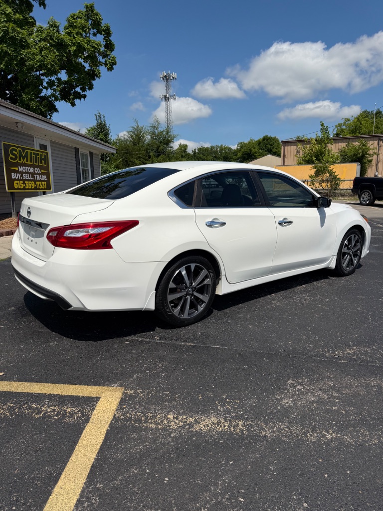 2017 Nissan Altima - $8,887