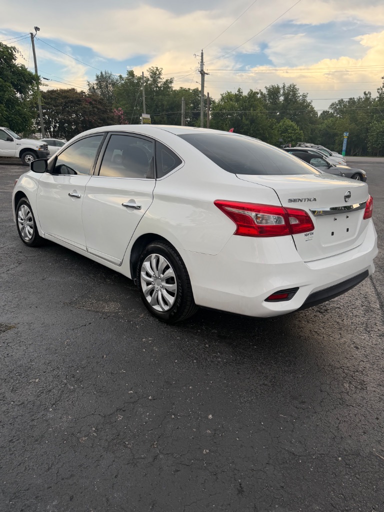 2016 Nissan Sentra - $5,887