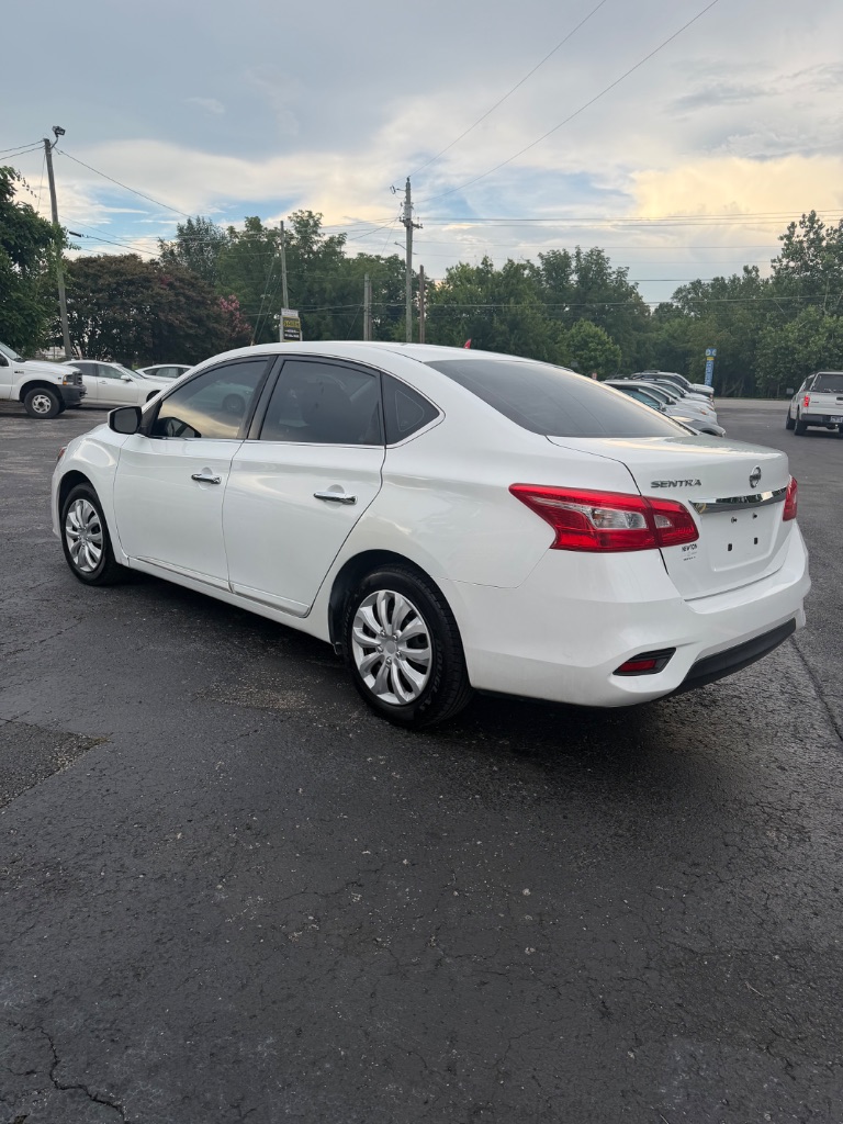 2016 Nissan Sentra - $5,887