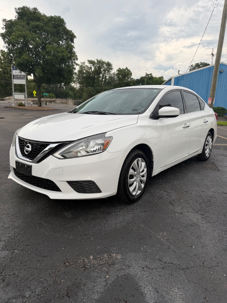 2016 Nissan Sentra - $5,887