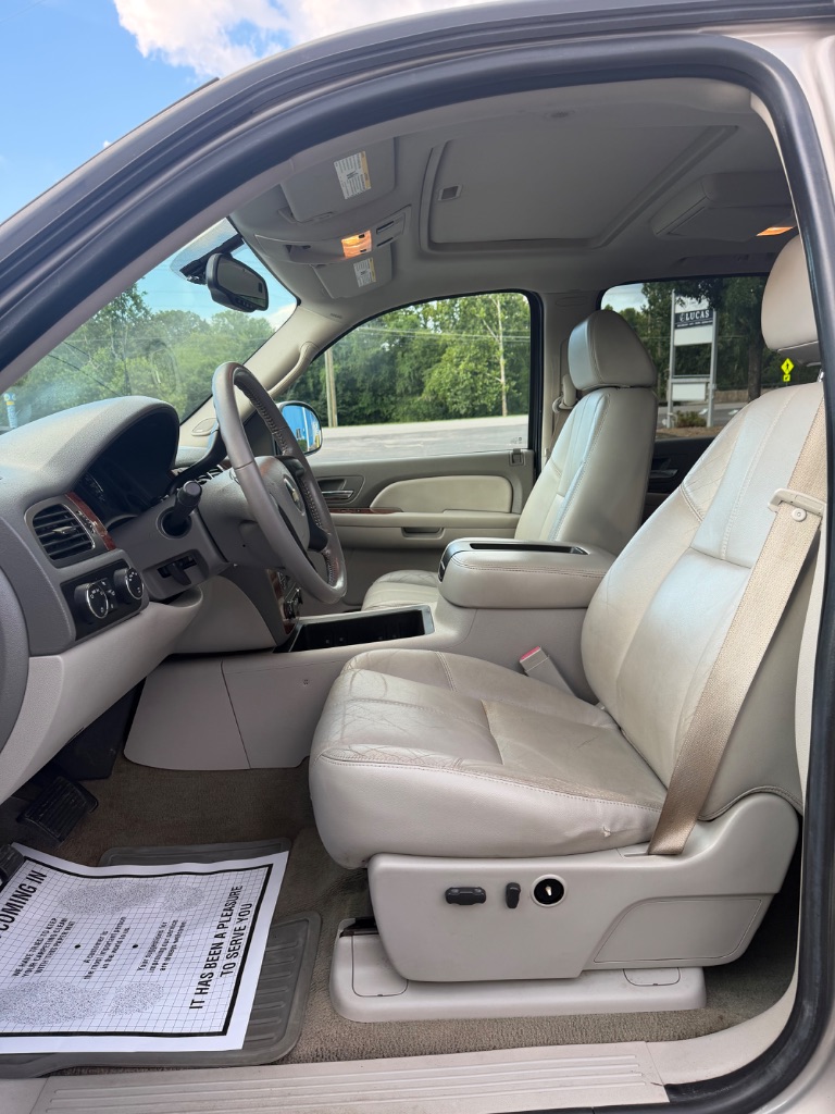2007 Chevrolet Silverado - $13,887