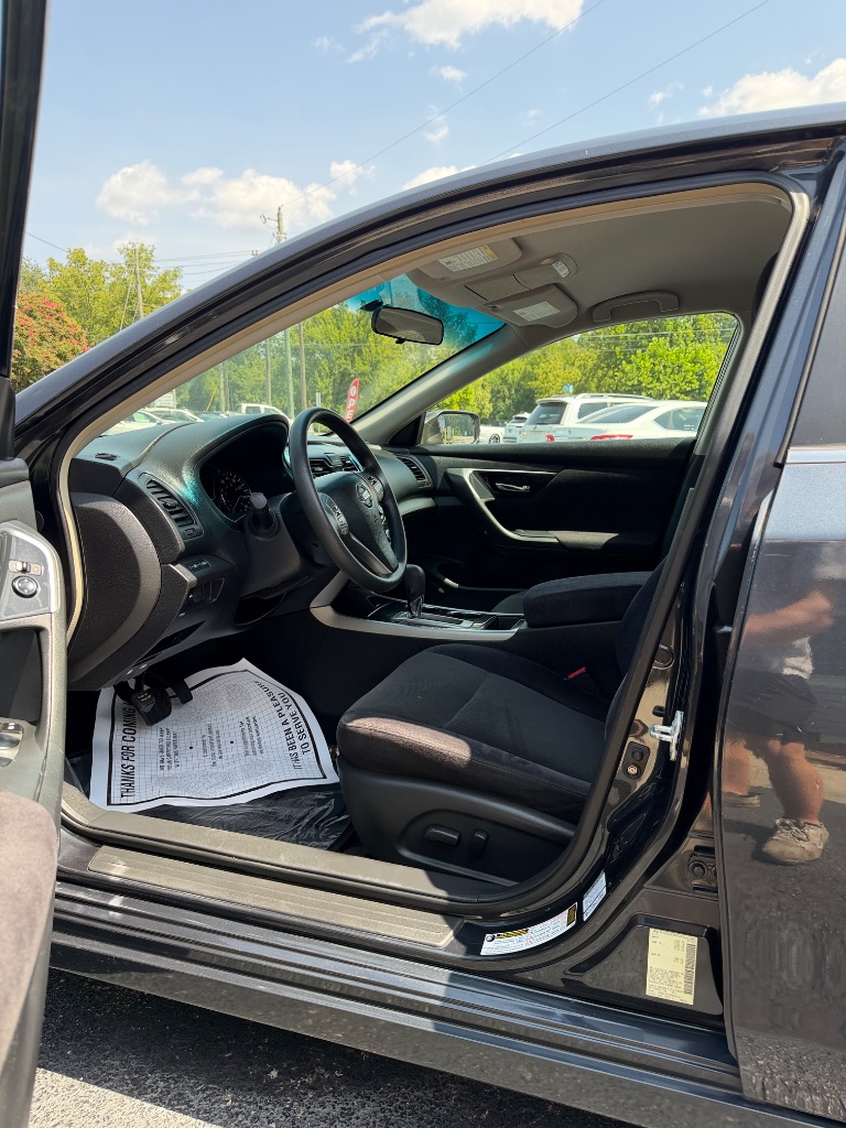 2013 Nissan Altima - $10,887