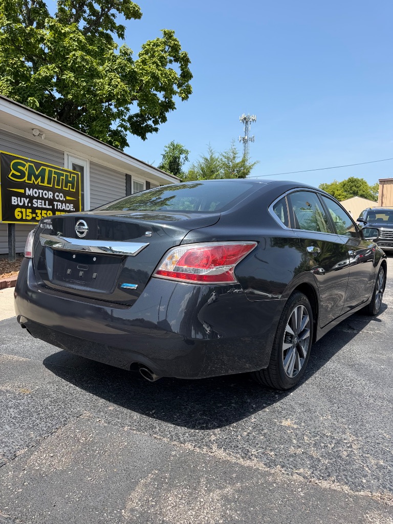 2013 Nissan Altima - $10,887