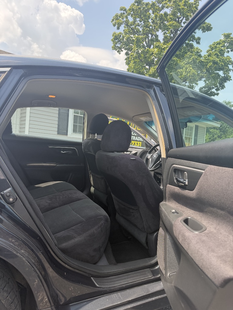 2013 Nissan Altima - $10,887