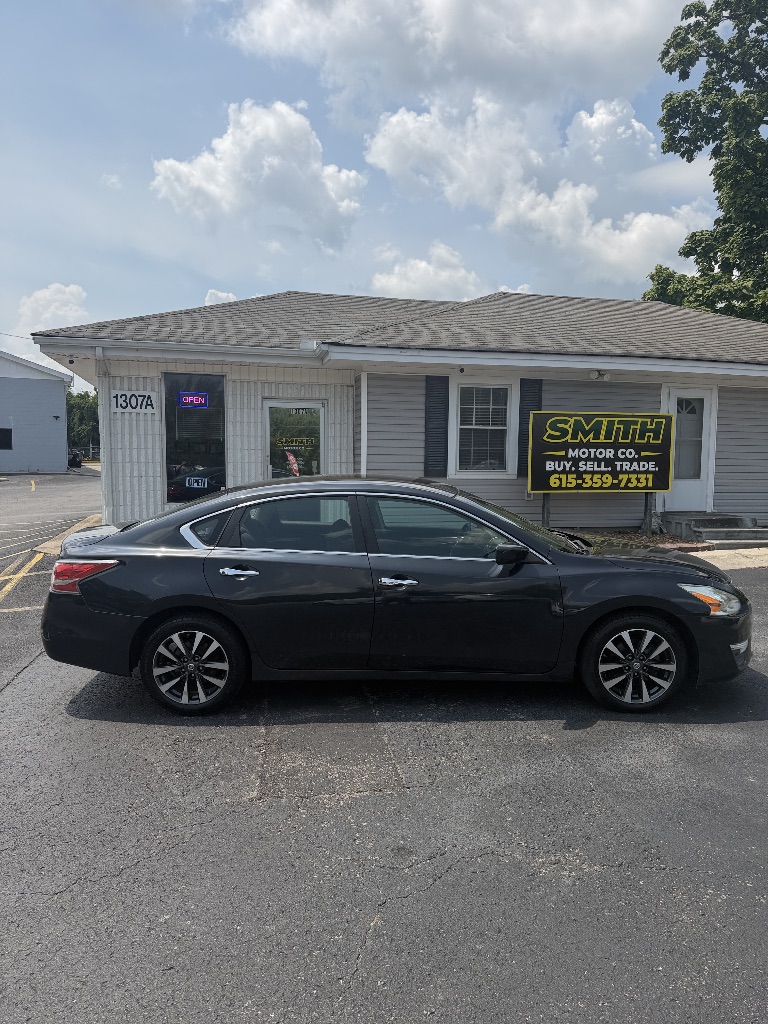2013 Nissan Altima - $10,887