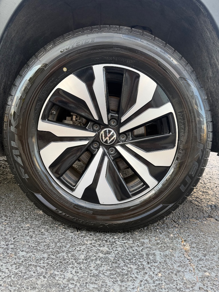 2024 Volkswagen Atlas - $19,900
