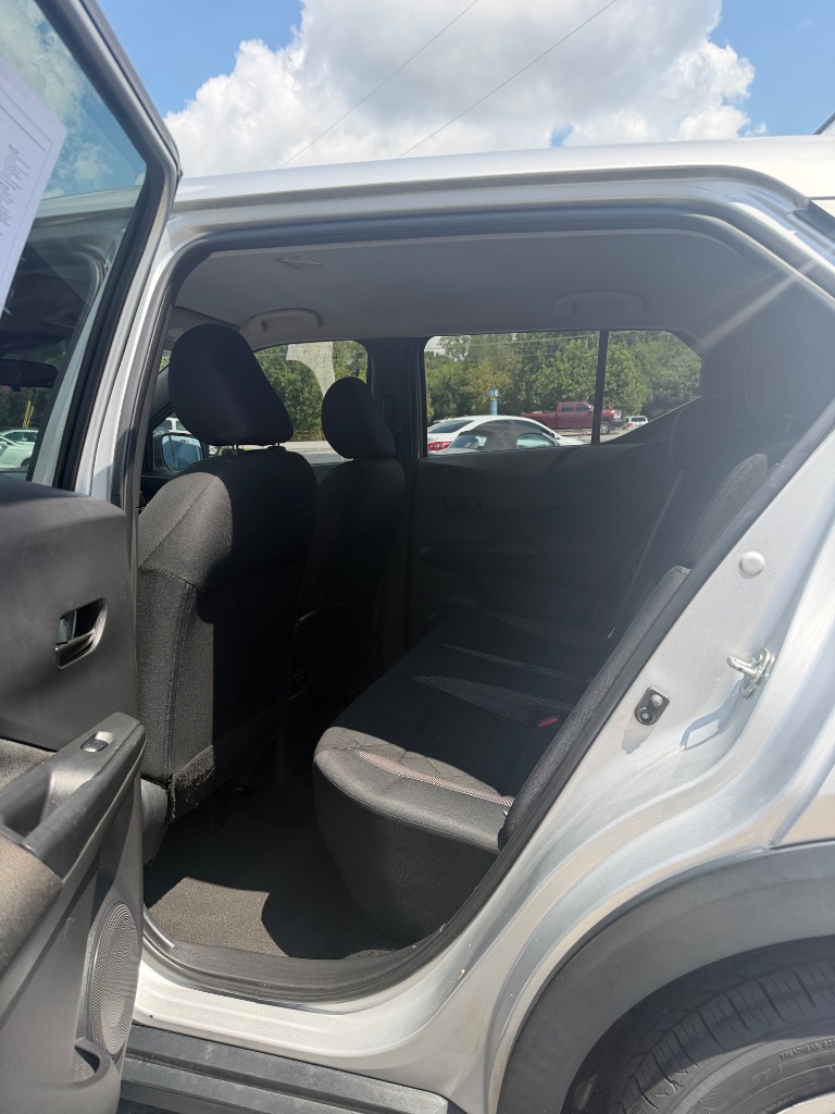 2020 Nissan Kicks - $10,000
