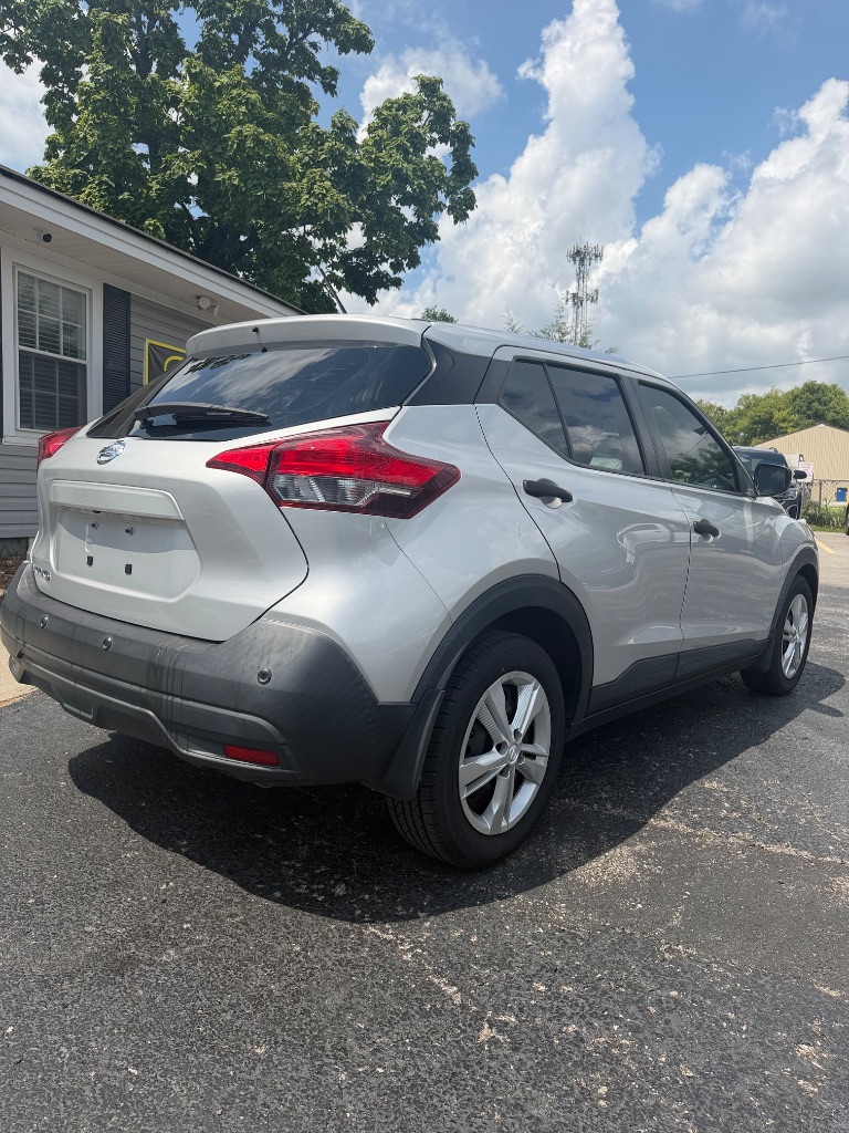 2020 Nissan Kicks - $10,000