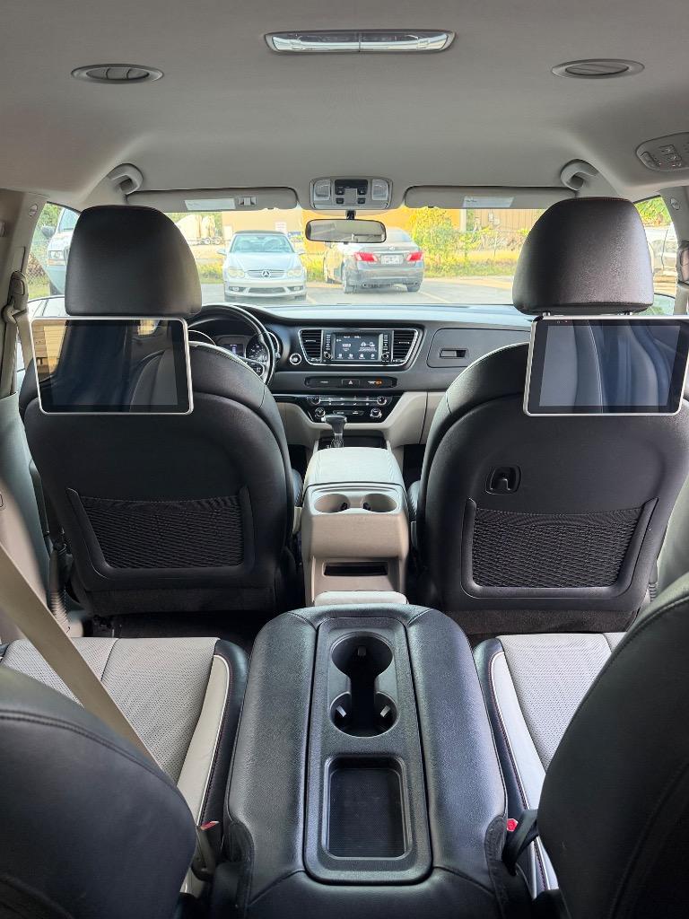 2019 Kia Sedona - $10,900