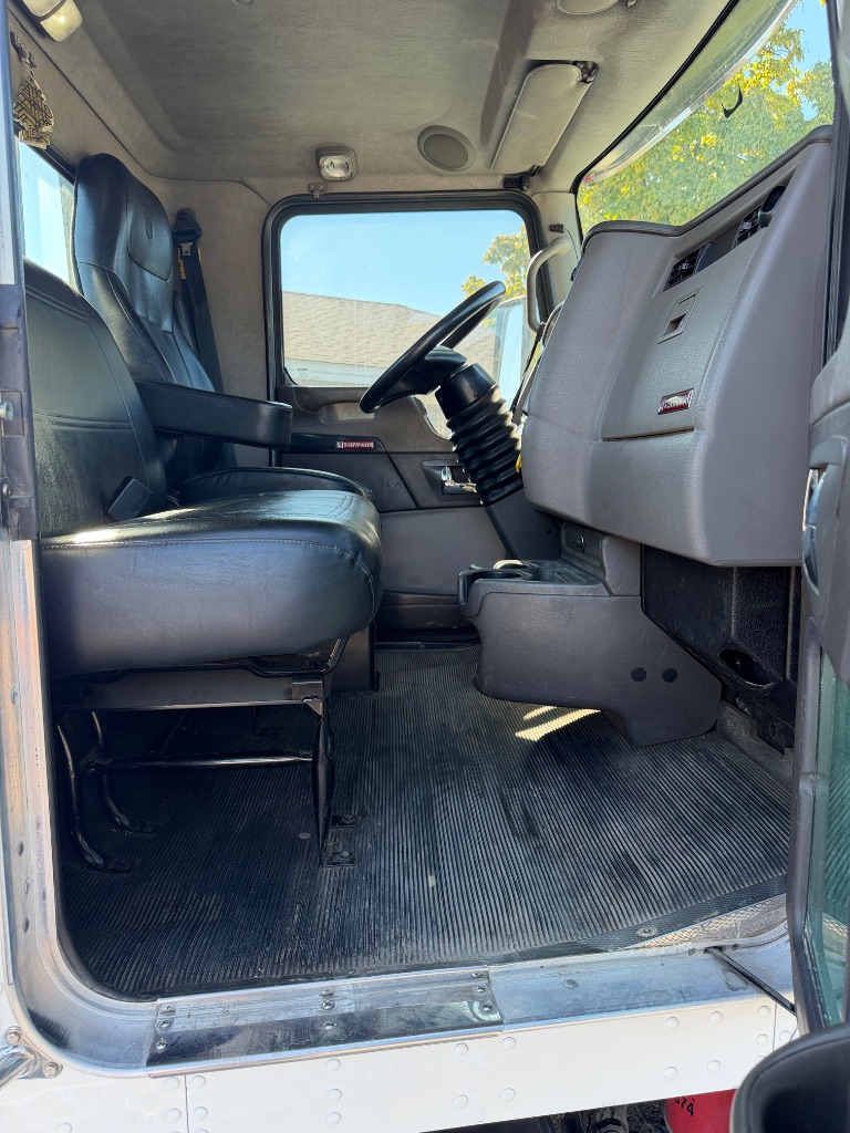 2019 Kenworth T3 Series - $69,900