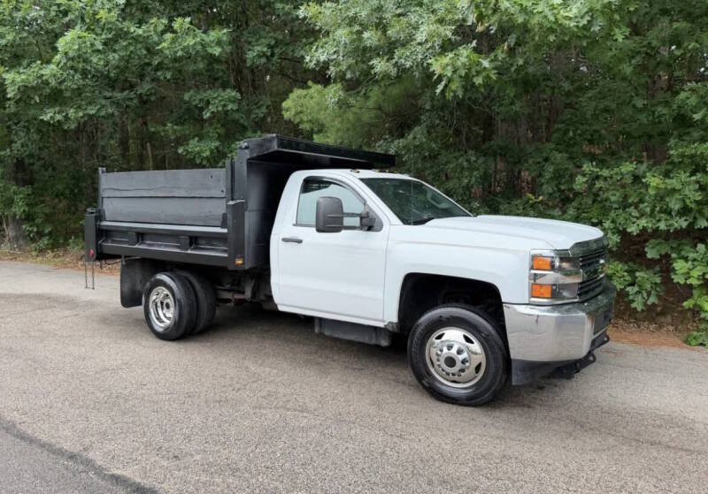 2015 Chevrolet Silverado - $19,500