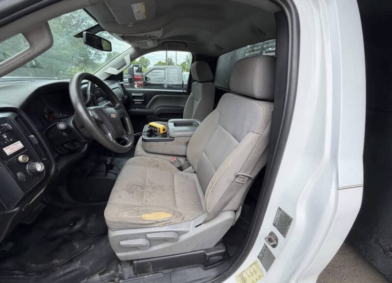 2015 Chevrolet Silverado - $19,500