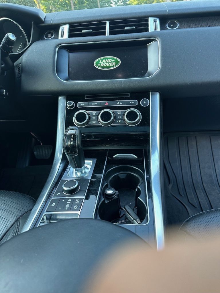 2017 Land Rover Range Rover Sport - $15,000