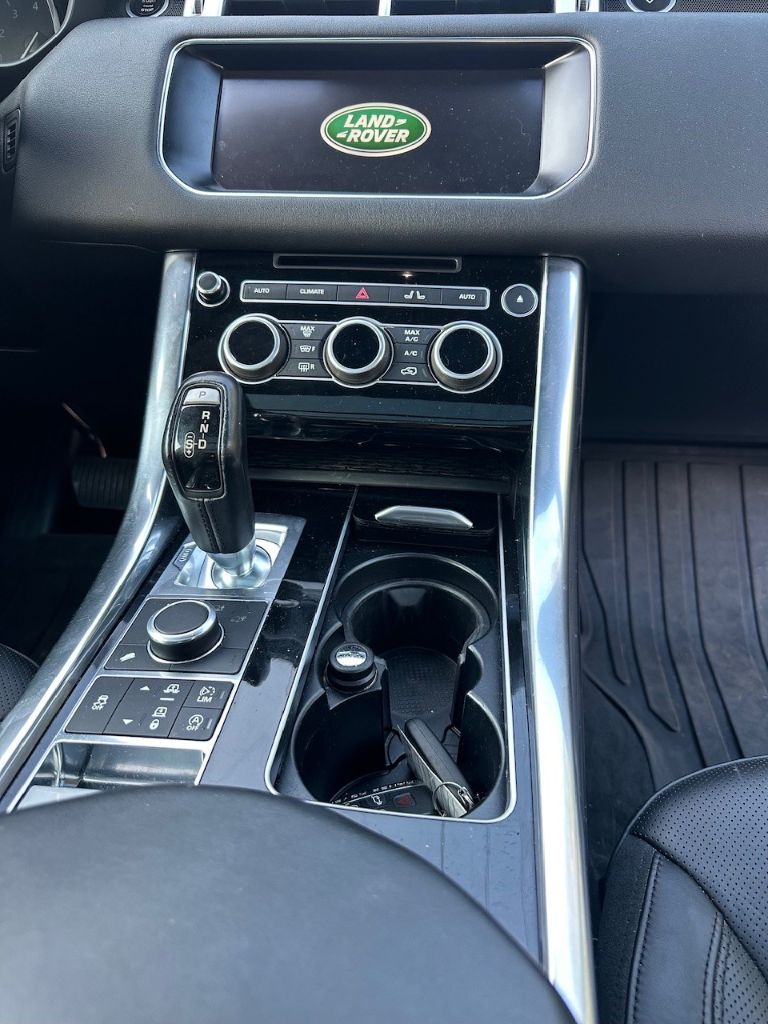 2017 Land Rover Range Rover Sport - $15,000