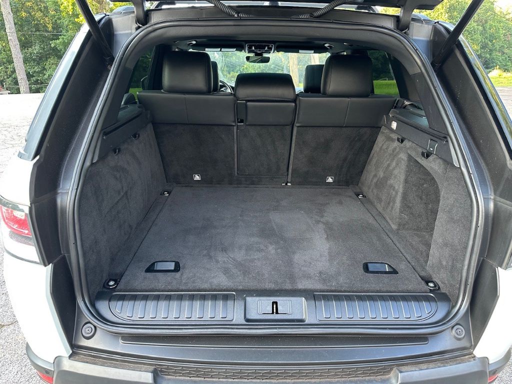 2017 Land Rover Range Rover Sport - $15,000