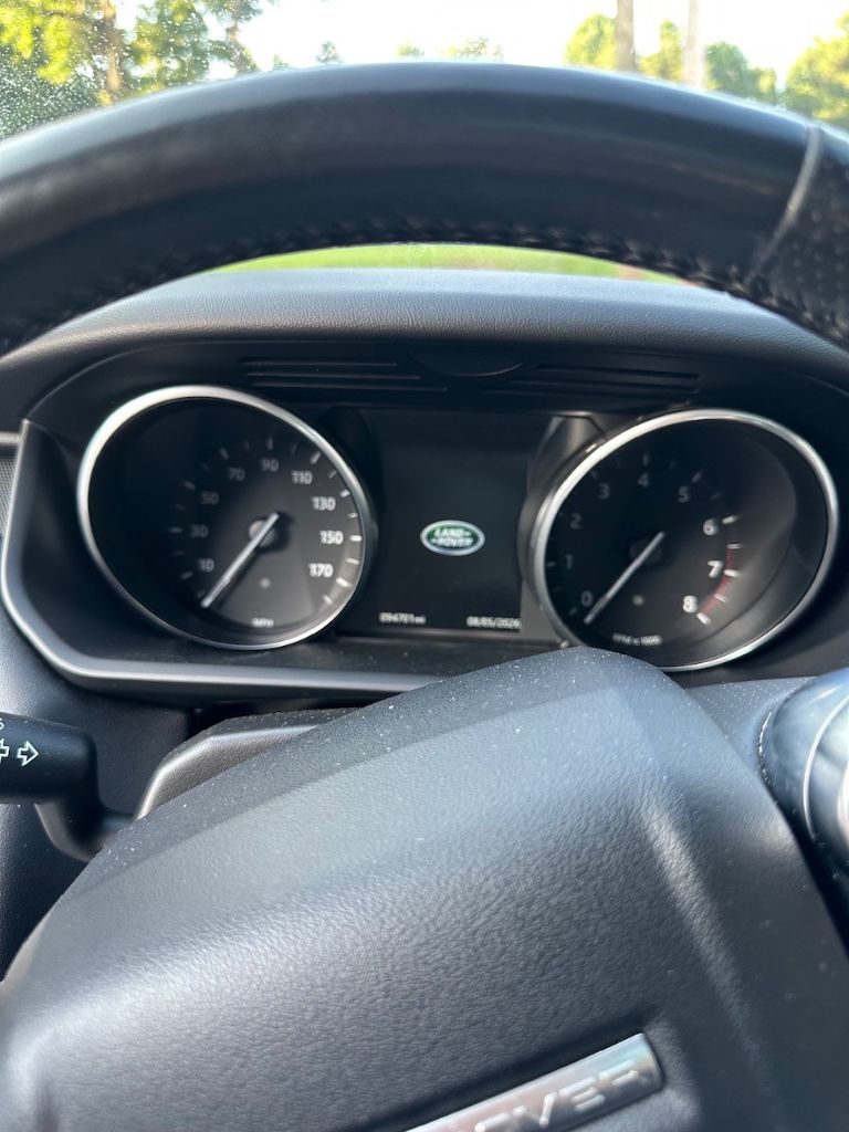 2017 Land Rover Range Rover Sport - $15,000