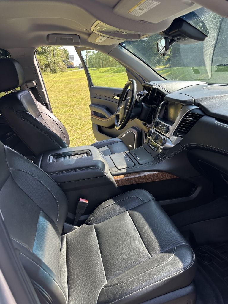 2020 Chevrolet Tahoe - $31,800
