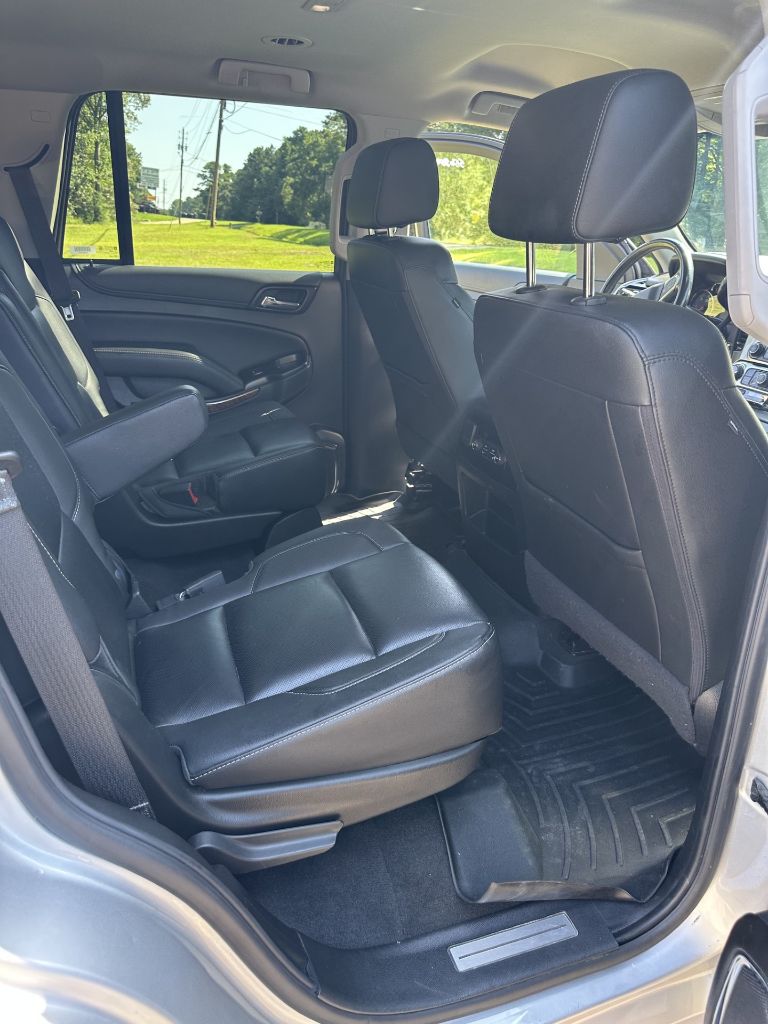 2020 Chevrolet Tahoe - $31,800