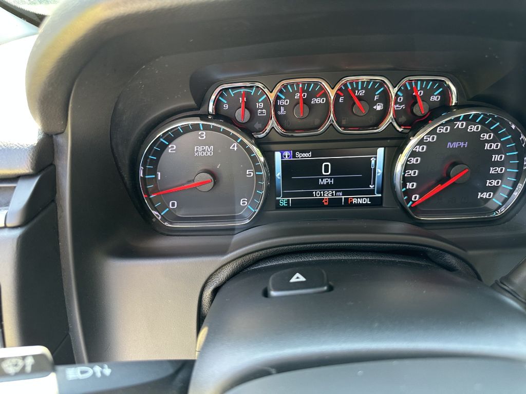 2020 Chevrolet Tahoe - $31,800