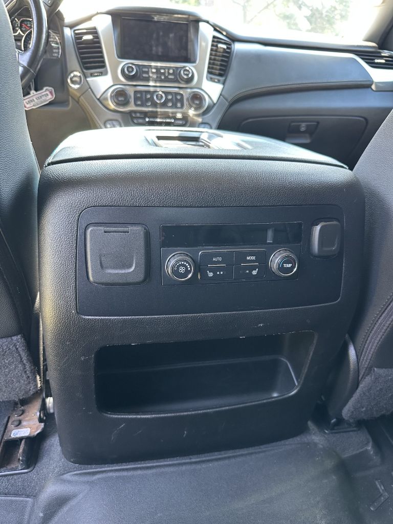 2020 Chevrolet Tahoe - $31,800