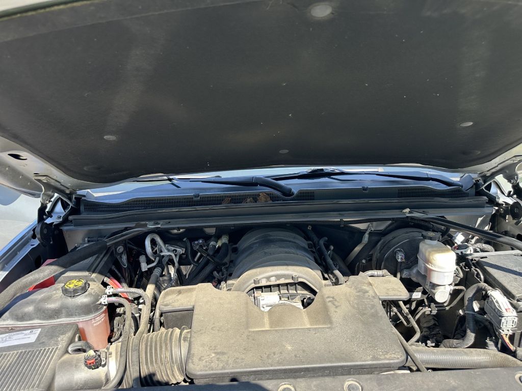 2020 Chevrolet Tahoe - $31,800