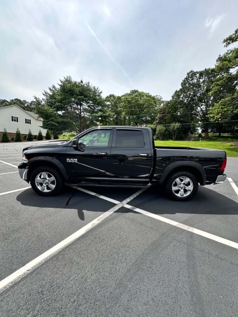2017 Ram 1500 - $17,800