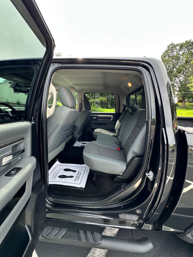2017 Ram 1500 - $17,800