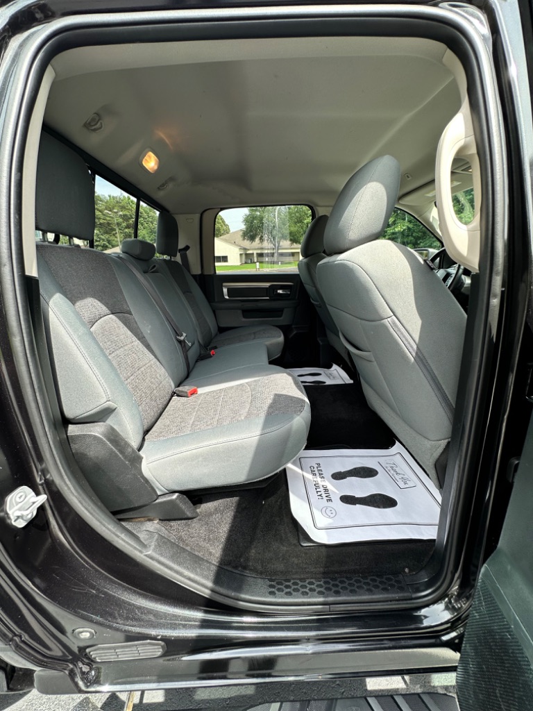 2017 Ram 1500 - $17,800