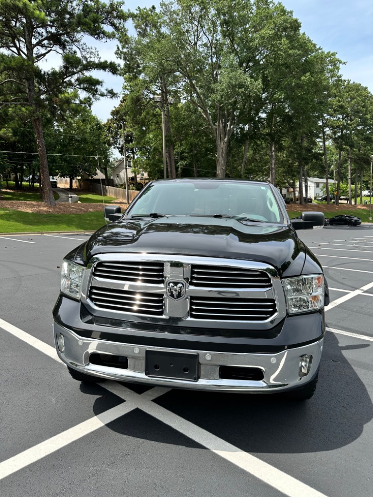 2017 Ram 1500 - $17,800