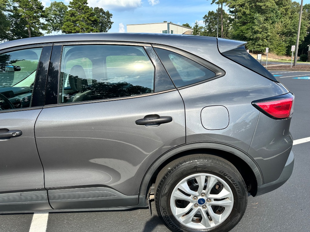 2021 Ford Escape - $11,800