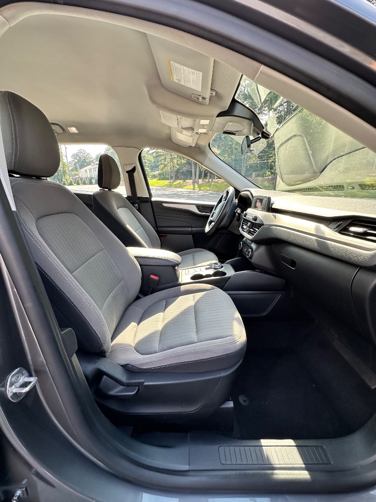 2021 Ford Escape - $11,800