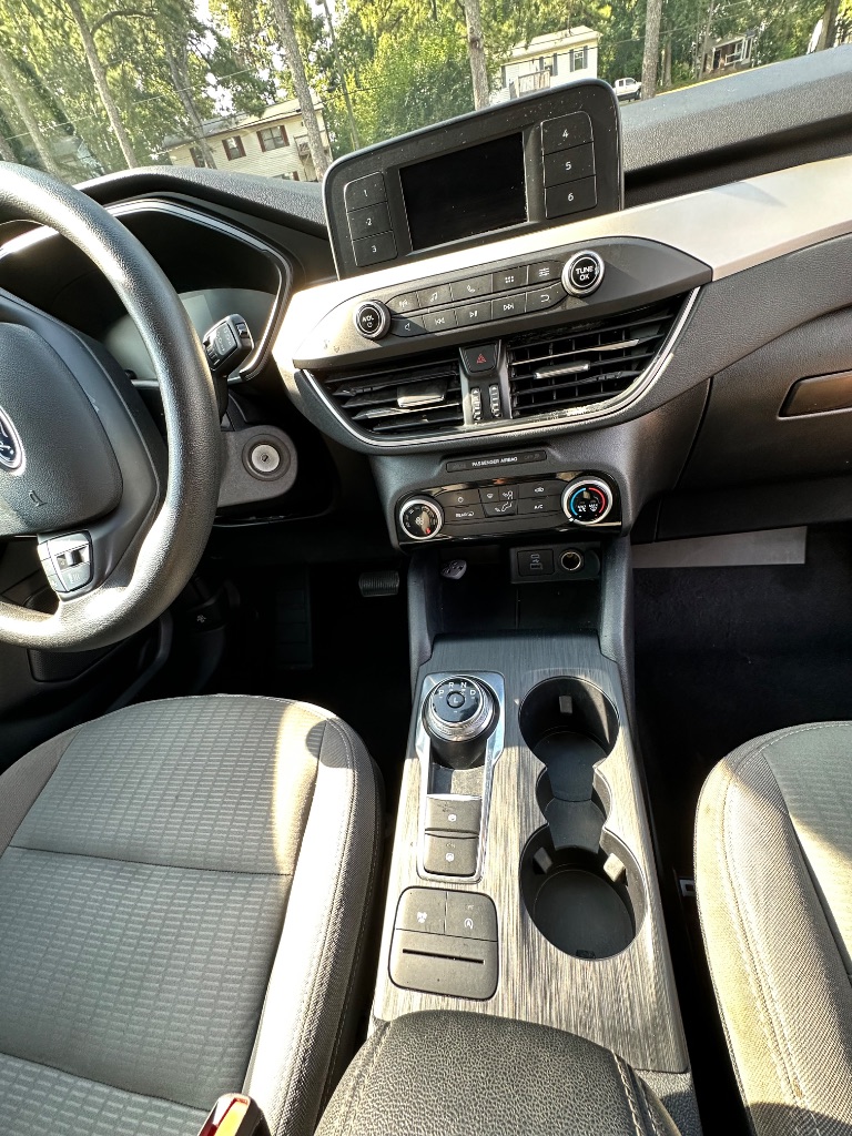 2021 Ford Escape - $11,800