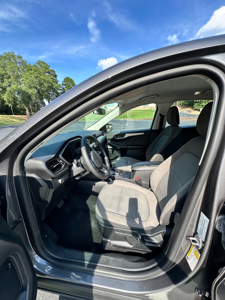 2021 Ford Escape - $11,800