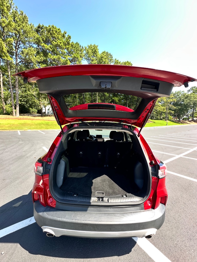 2020 Ford Escape - $10,300