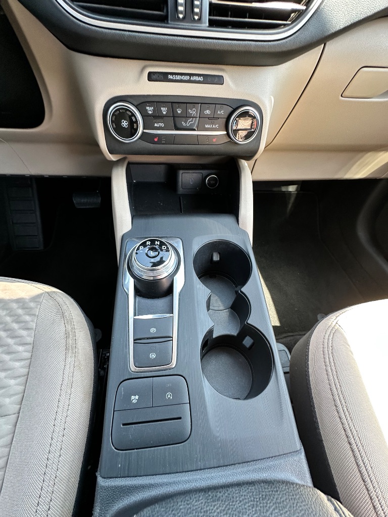 2020 Ford Escape - $10,300