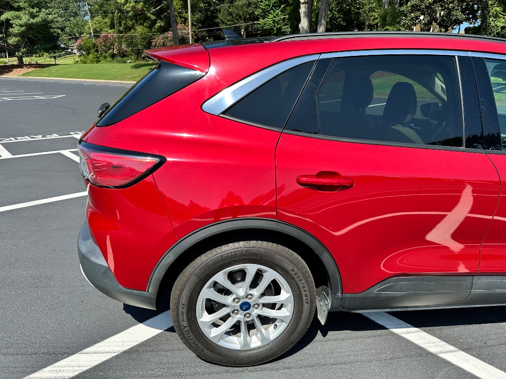 2020 Ford Escape - $10,300