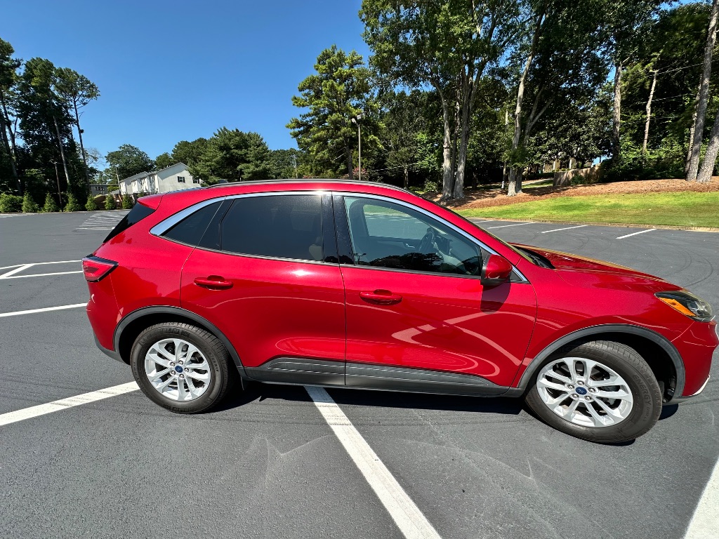 2020 Ford Escape - $10,300