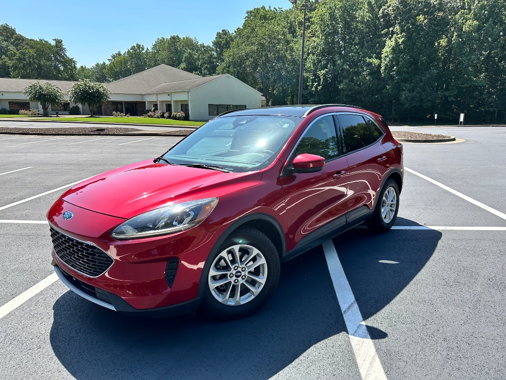 2020 Ford Escape - $10,300