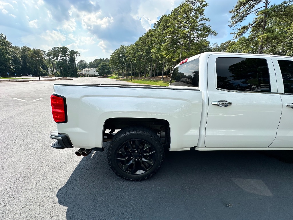 2018 Chevrolet Silverado - $16,900