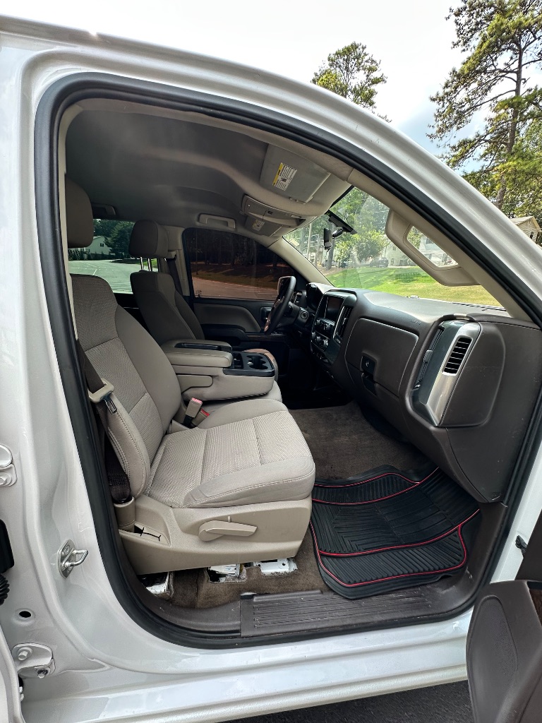 2018 Chevrolet Silverado - $16,900