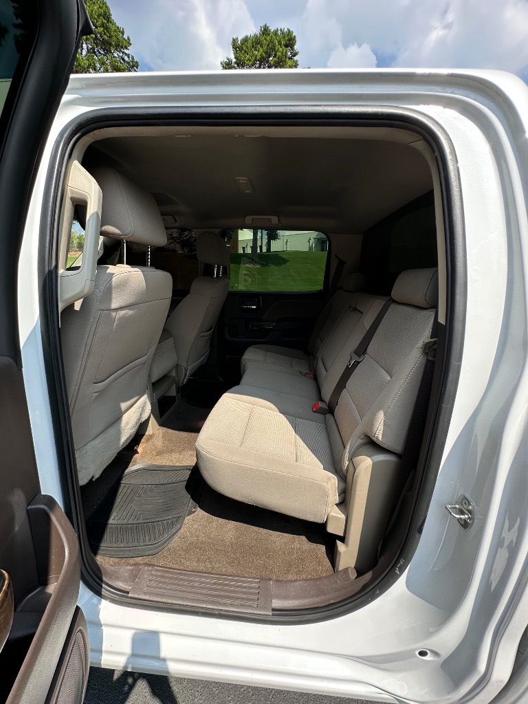 2018 Chevrolet Silverado - $16,900
