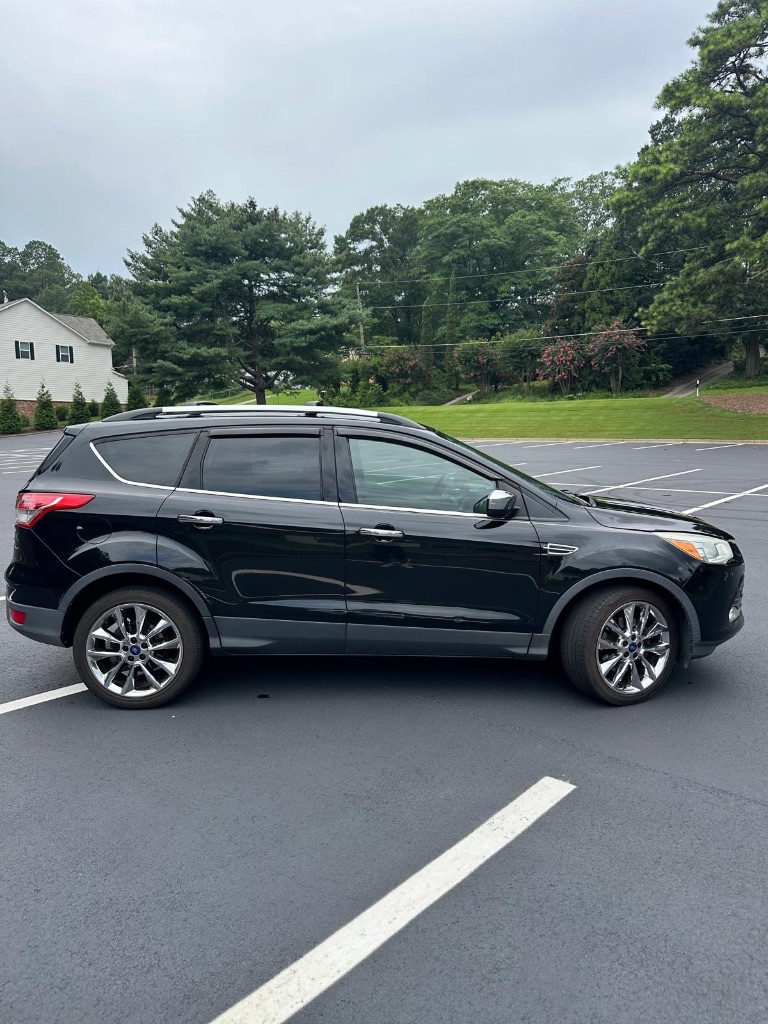 2016 Ford Escape - $5,900