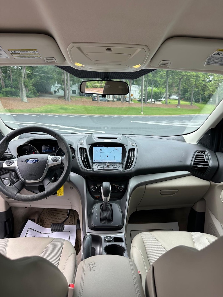 2016 Ford Escape - $5,900
