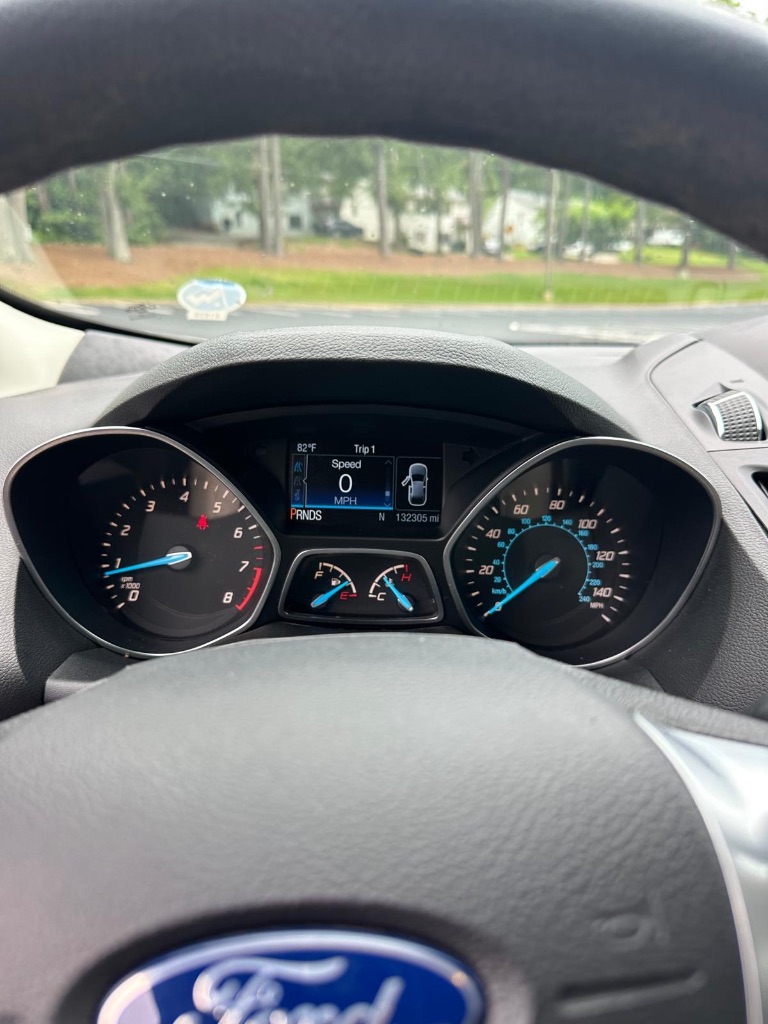 2016 Ford Escape - $5,900