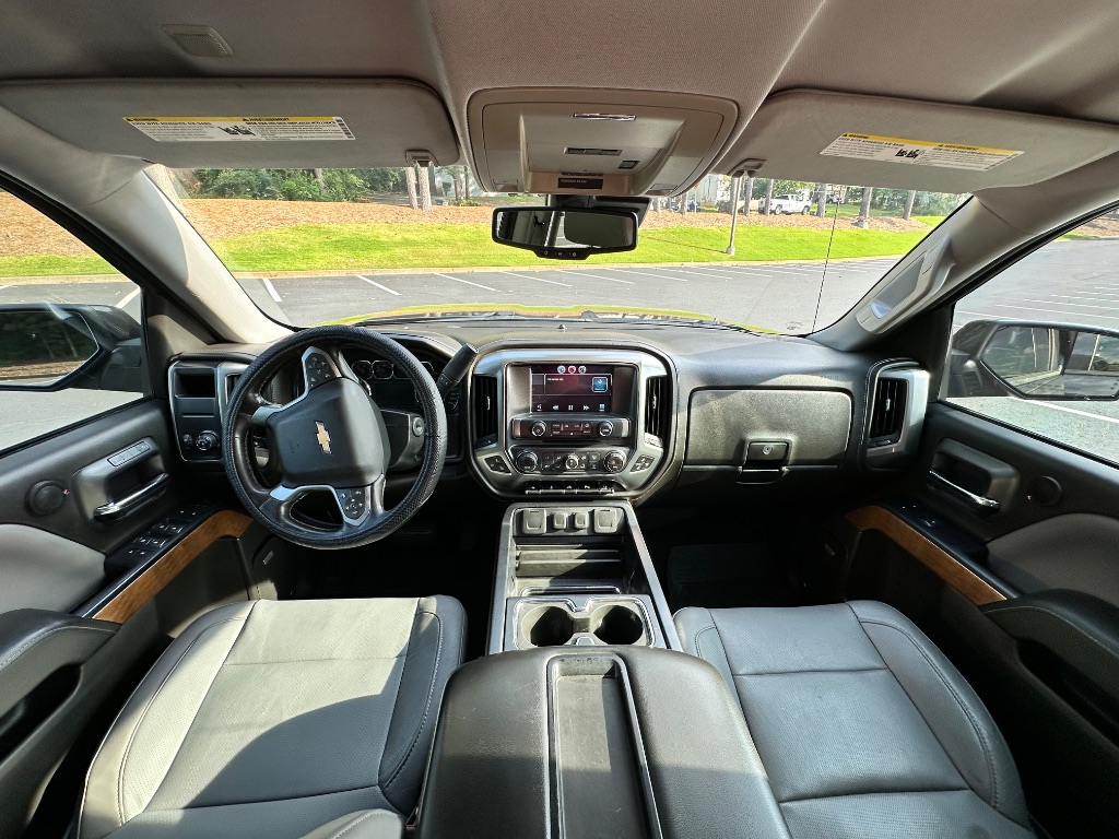 2014 Chevrolet Silverado - $17,700